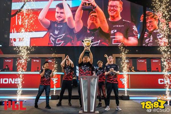 控卫在背负 控卫在背负