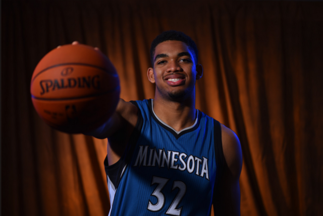 盖上出现波 盖上出现波